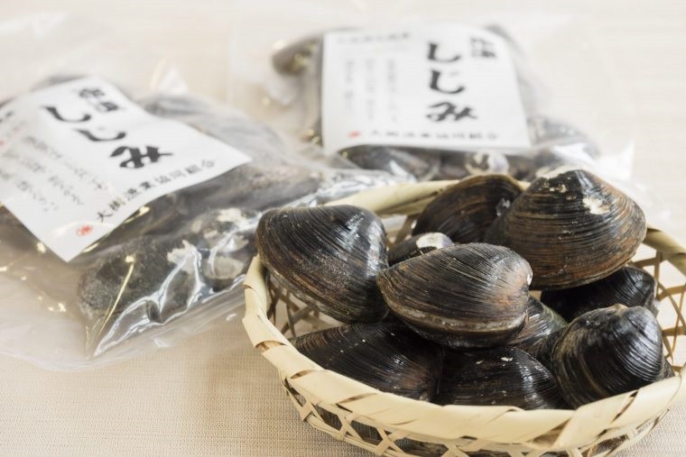 しじみ 数量限定「幻の巨大しじみ」好評販売中！【道の駅コスモール大樹